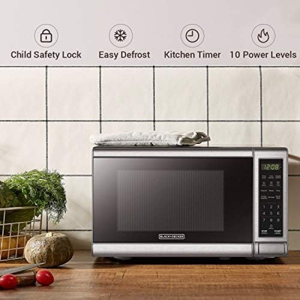 BLACK+DECKER EM720CB7 Digital Microwave Oven with Turntable Push-Button Door - Image 3