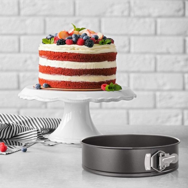 HIWARE 7 Inch Non-stick Springform Pan/Cheesecake Pan/Leakproof Cake Pan - Image 6