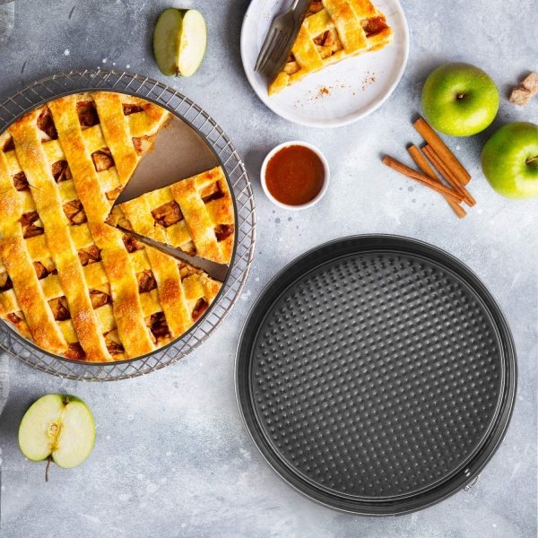 HIWARE 7 Inch Non-stick Springform Pan/Cheesecake Pan/Leakproof Cake Pan - Image 4