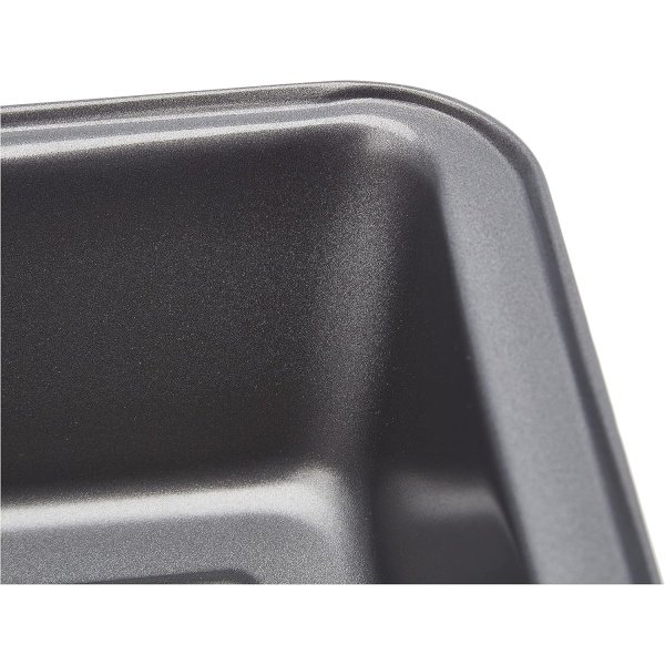 Amazon Basics Rectangular Baking Bread Loaf Pan, 9.5 x 5 Inch, Set of 2 - Image 4